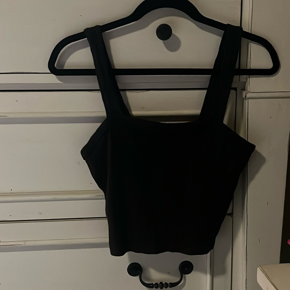 Black crop top